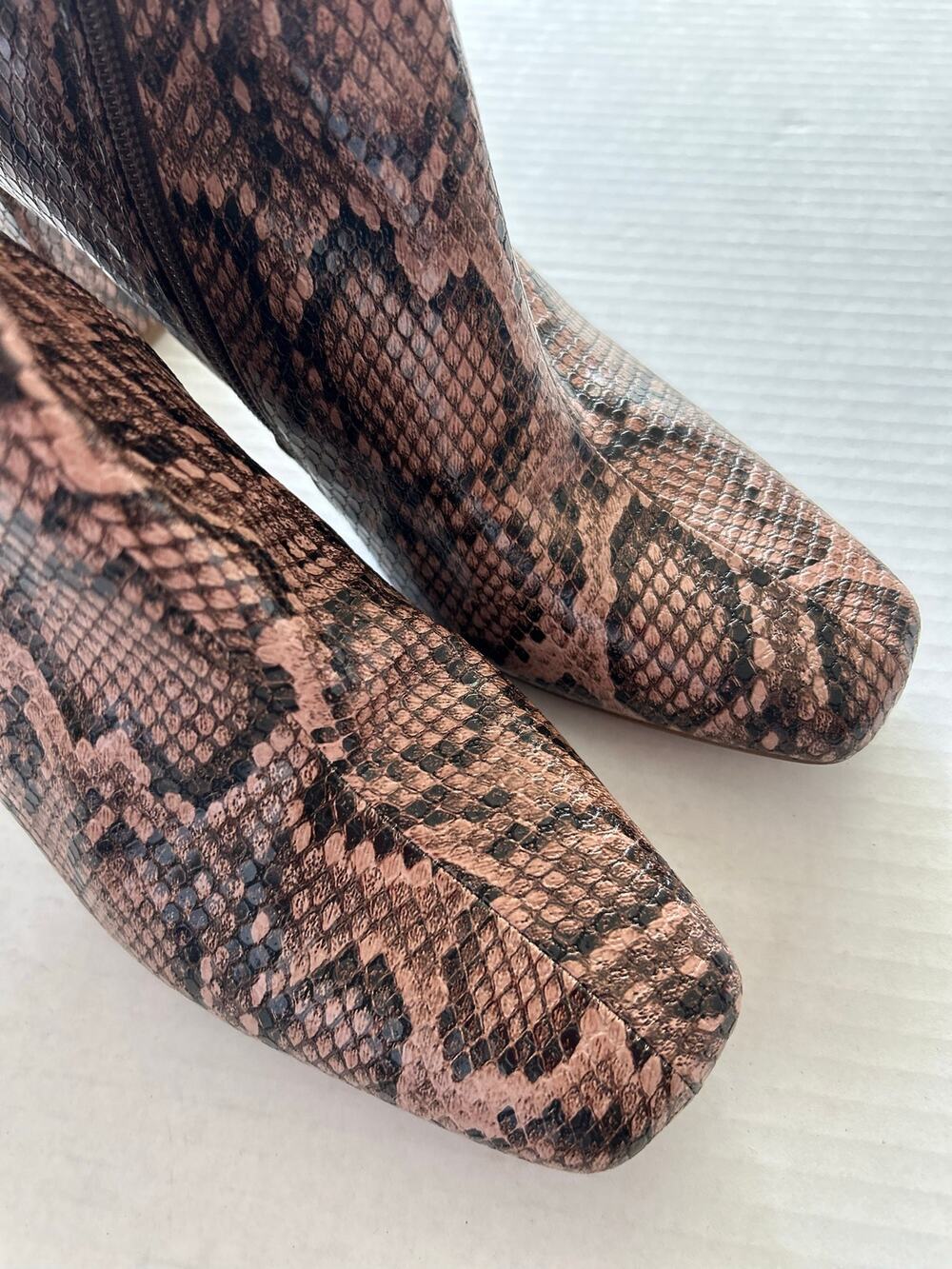 Steve Madden Harli Bootie Size 8 Rose Pink/Black Snake Print